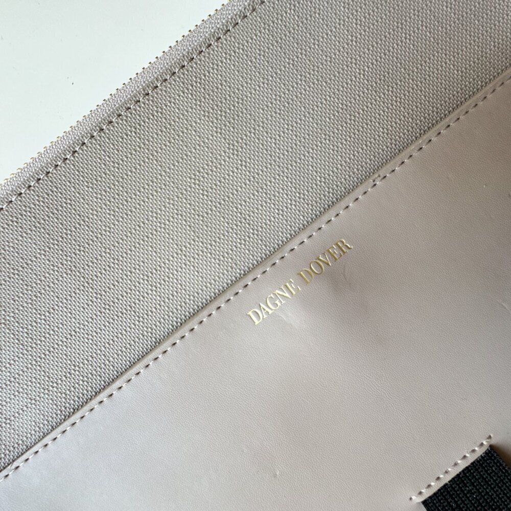 Dagne Dover Essentials Clutch Wallet Grey missing strap and wristlet - Picture 2 of 13